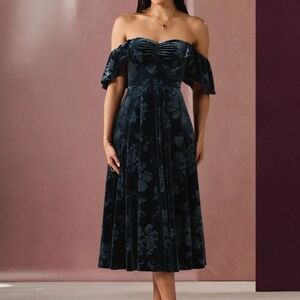 Midi Dreas Floral Velvet Navy